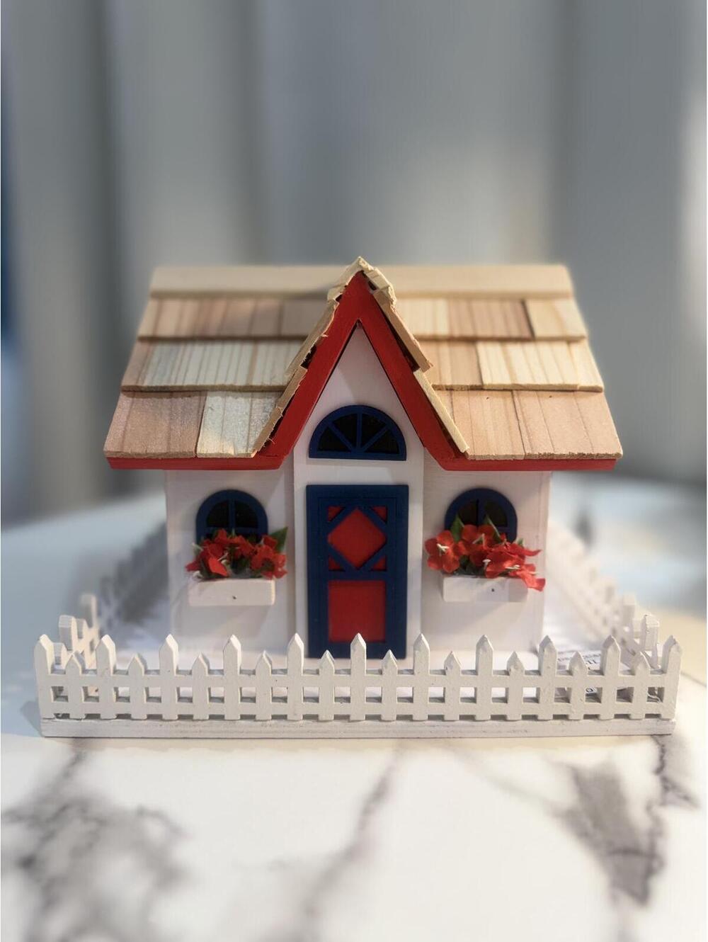 Blue and red 4 July house decor PATRIOTIC Birdhouse cod16